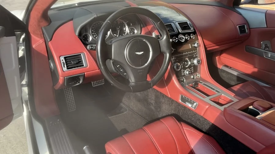 2015 Aston Martin DB9 - Image 4 of 5