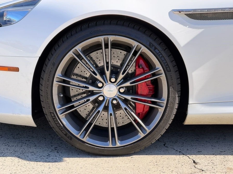 2015 Aston Martin DB9 - Image 7 of 12