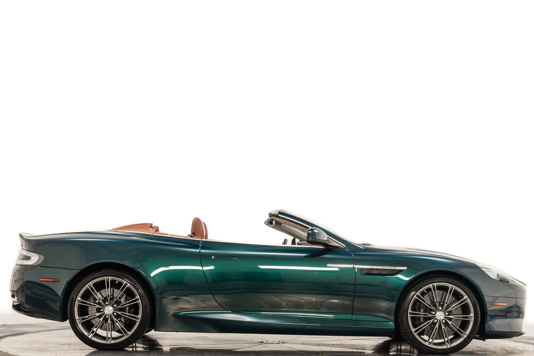 2015 Aston Martin DB9 - Image 2 of 12