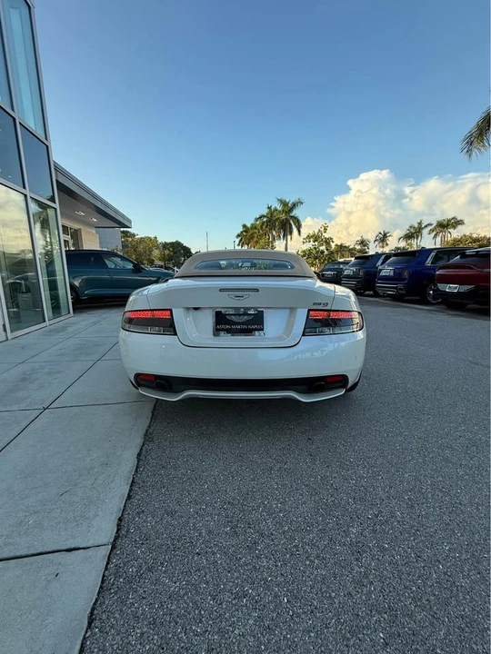 2015 Aston Martin DB9 - Image 2 of 20