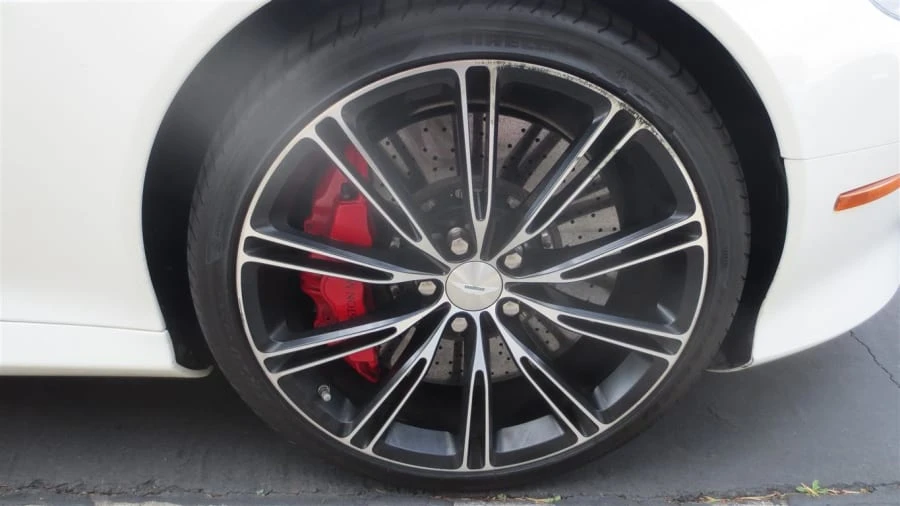 2015 Aston Martin DB9 - Image 8 of 31