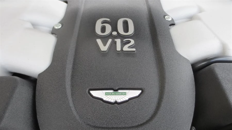 2015 Aston Martin DB9 - Image 27 of 31