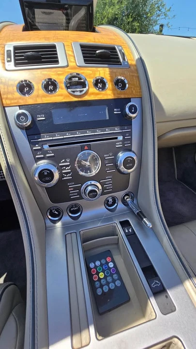 2015 Aston Martin DB9 - Image 12 of 16