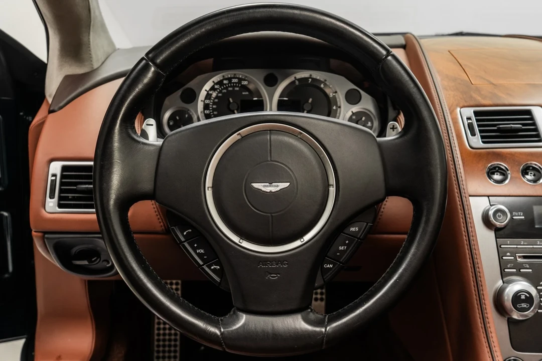 2015 Aston Martin DB9 - Image 15 of 21