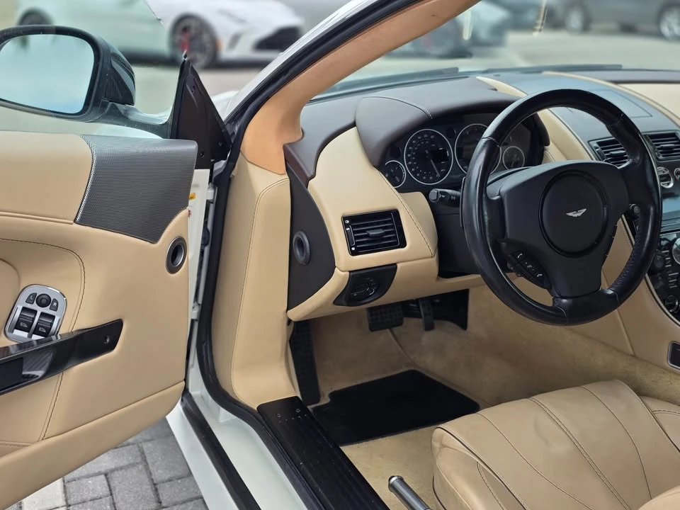 2015 Aston Martin DB9 - Image 11 of 16