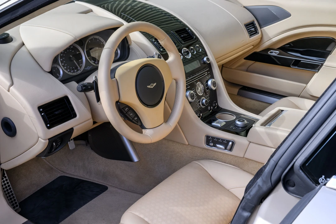 2015 Aston Martin Lagonda - Image 22 of 31