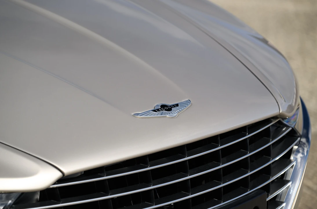 2015 Aston Martin Lagonda - Image 4 of 31