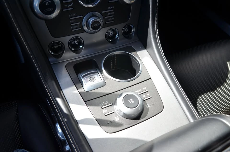 2015 Aston Martin Rapide - Image 11 of 18
