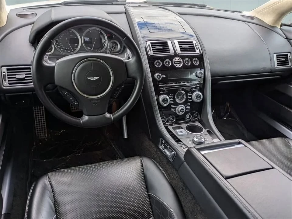 2015 Aston Martin Rapide - Image 13 of 15
