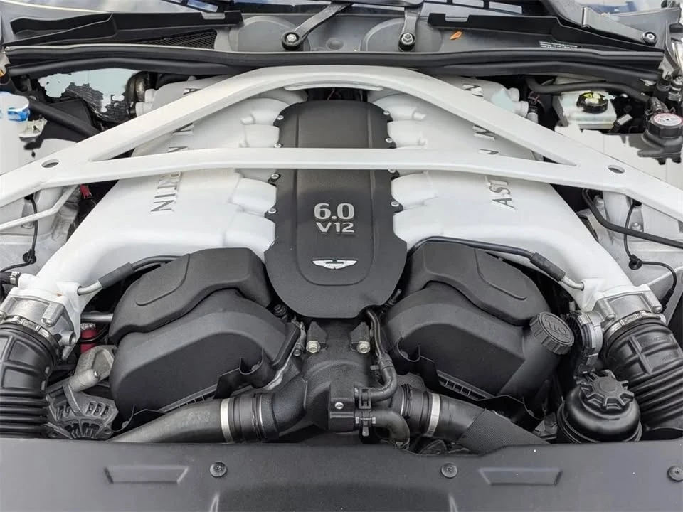 2015 Aston Martin Rapide - Image 15 of 15