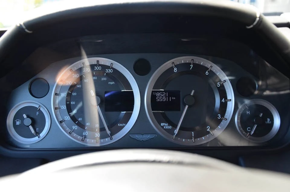 2015 Aston Martin Rapide - Image 15 of 20