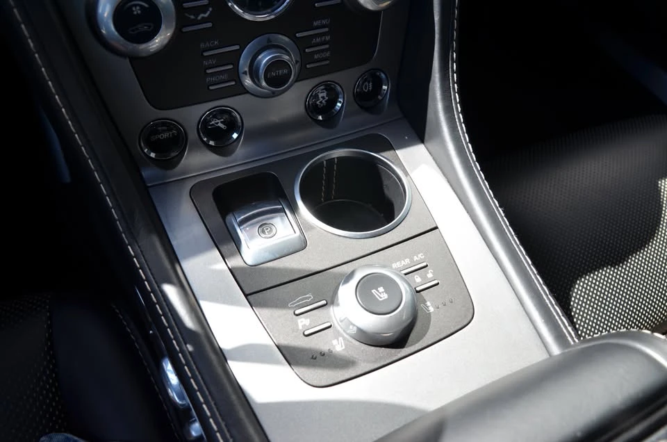 2015 Aston Martin Rapide - Image 13 of 18