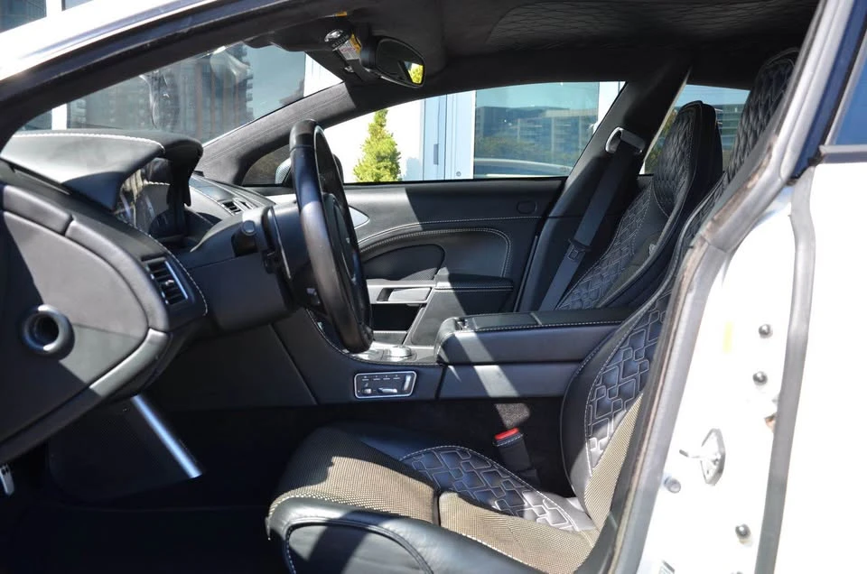 2015 Aston Martin Rapide - Image 11 of 20
