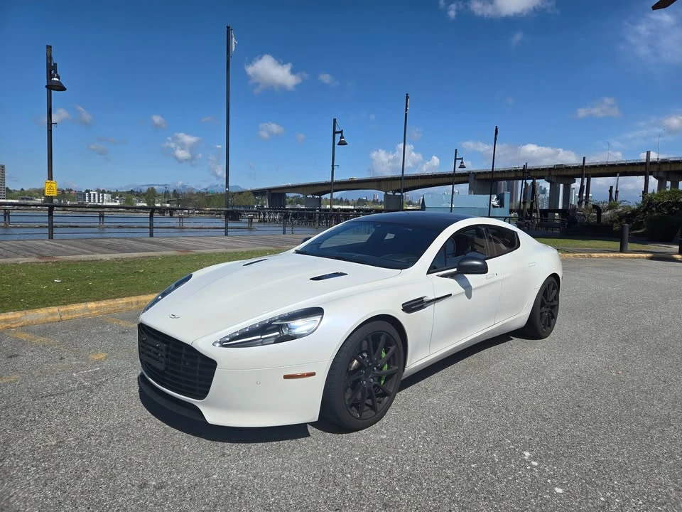 2015 Aston Martin Rapide - Image 2 of 16