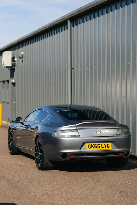 2015 Aston Martin Rapide - Image 17 of 31