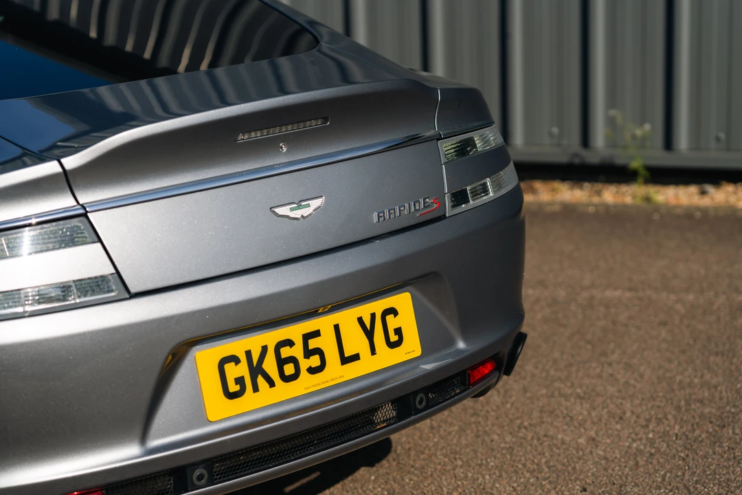 2015 Aston Martin Rapide - Image 29 of 31