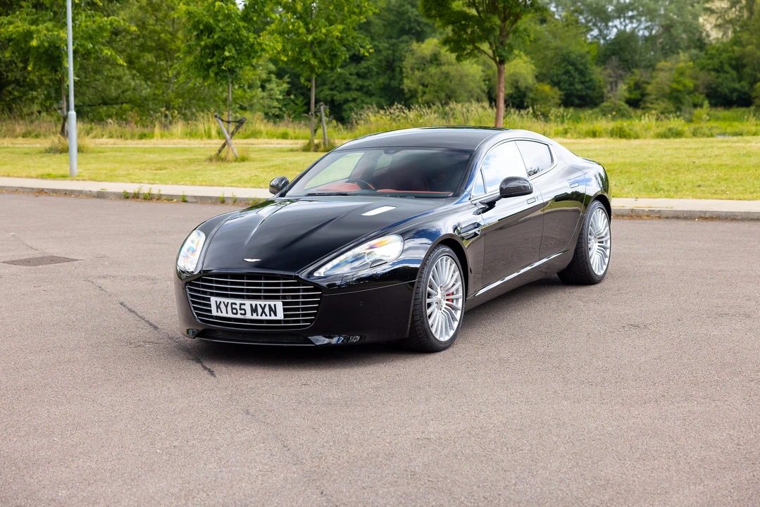 2015 Aston Martin Rapide - Image 11 of 31