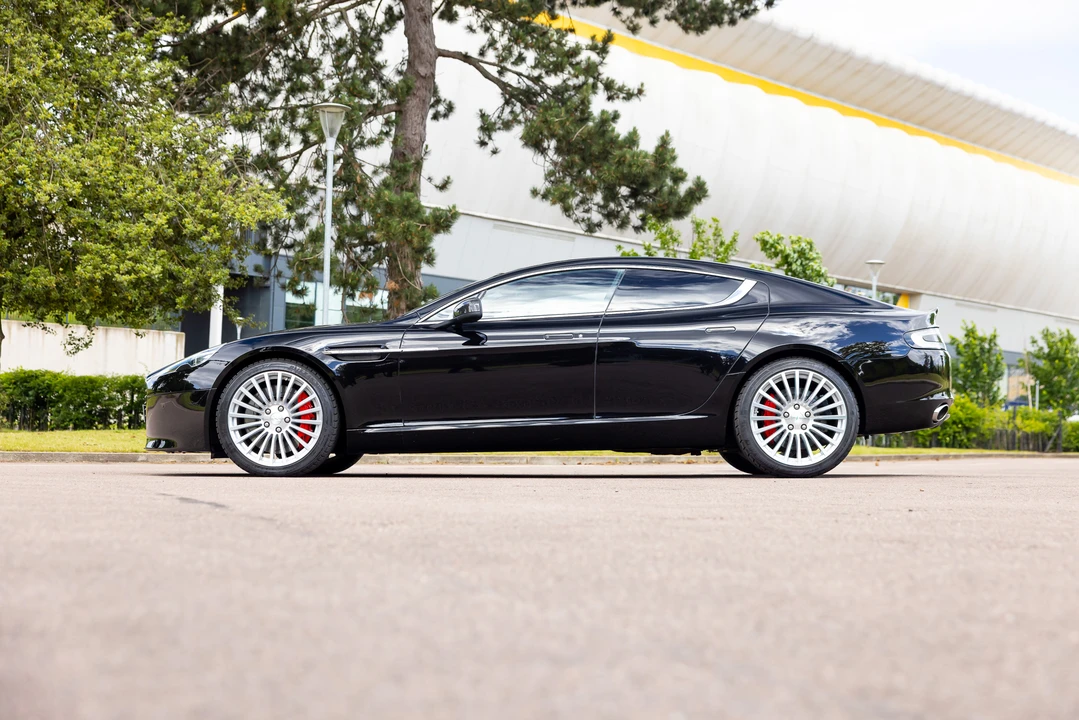 2015 Aston Martin Rapide - Image 4 of 31