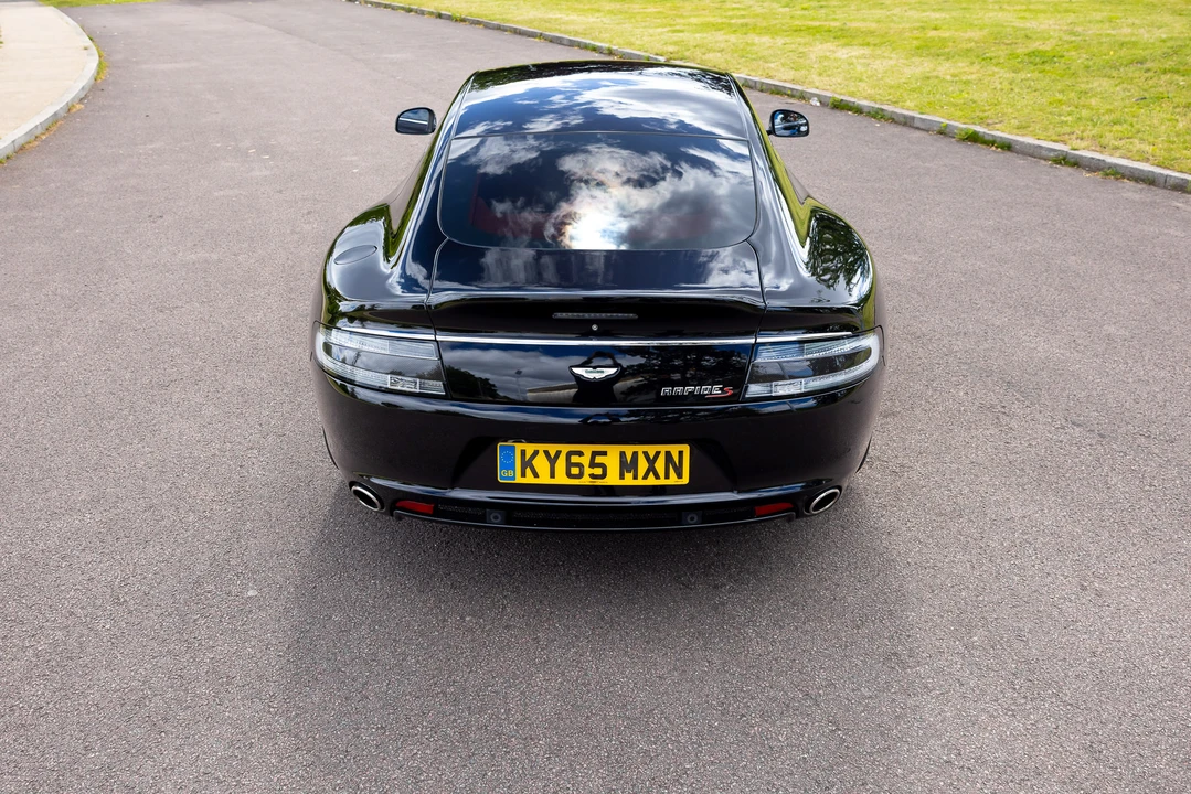 2015 Aston Martin Rapide - Image 28 of 31