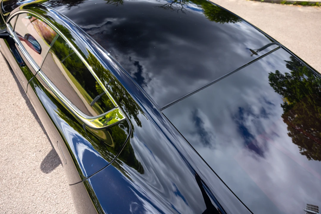 2015 Aston Martin Rapide - Image 31 of 31