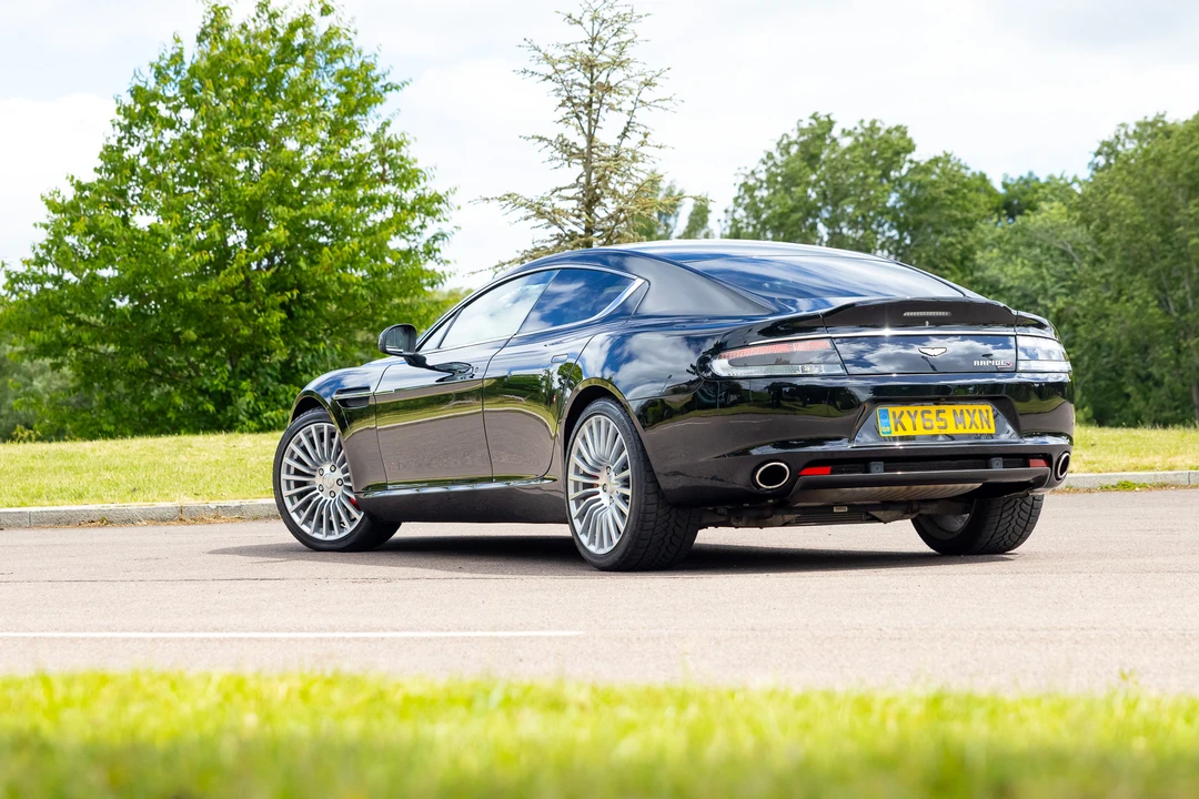 2015 Aston Martin Rapide - Image 19 of 31