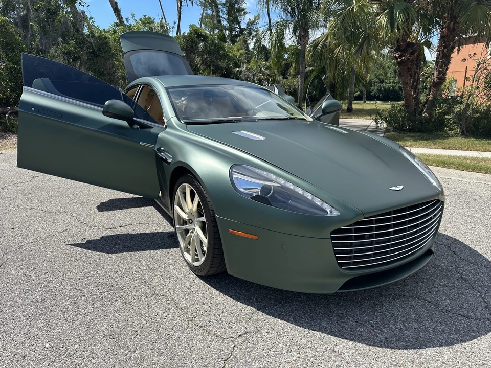 2015 Aston Martin Rapide - Image 15 of 31