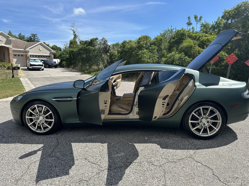 2015 Aston Martin Rapide - Image 20 of 31
