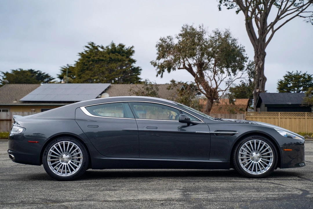 2015 Aston Martin Rapide - Image 20 of 31