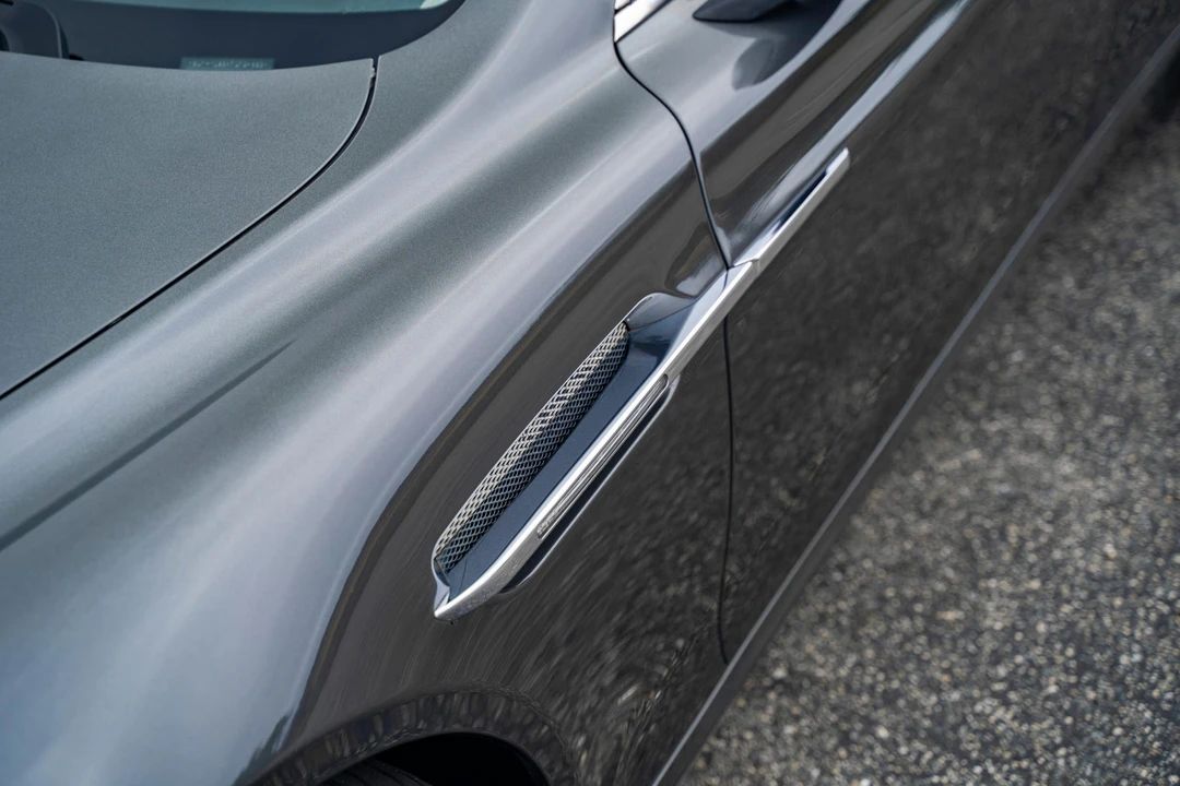 2015 Aston Martin Rapide - Image 30 of 31