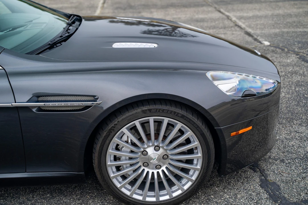 2015 Aston Martin Rapide - Image 27 of 31