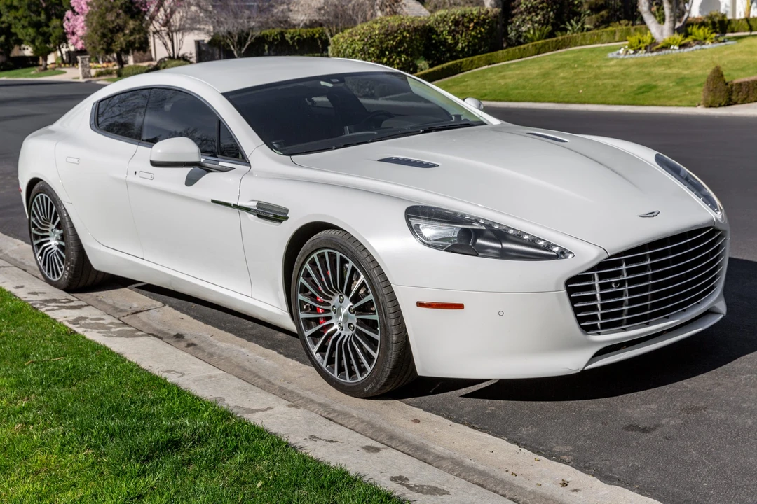 2015 Aston Martin Rapide - Image 3 of 31