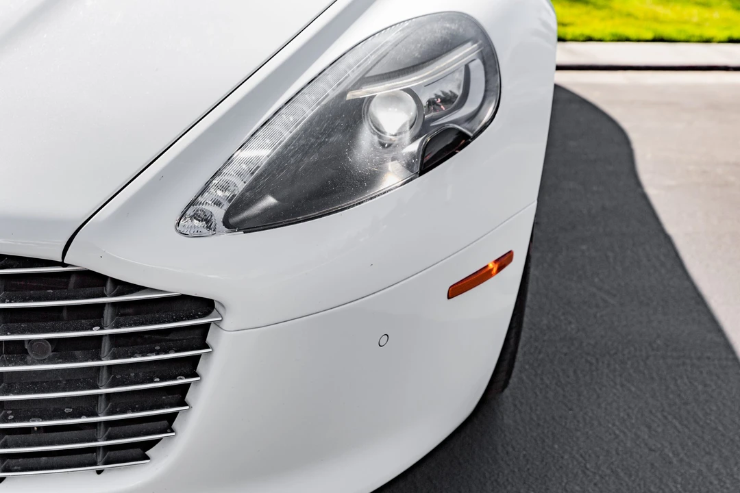 2015 Aston Martin Rapide - Image 31 of 31