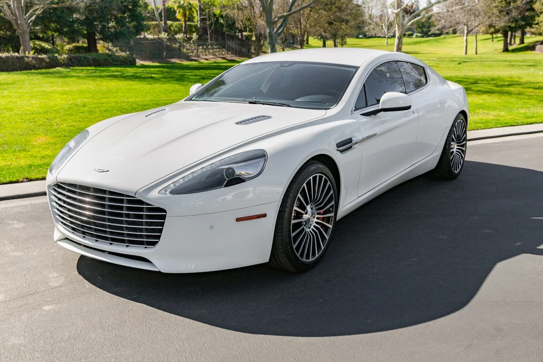 2015 Aston Martin Rapide - Image 9 of 31