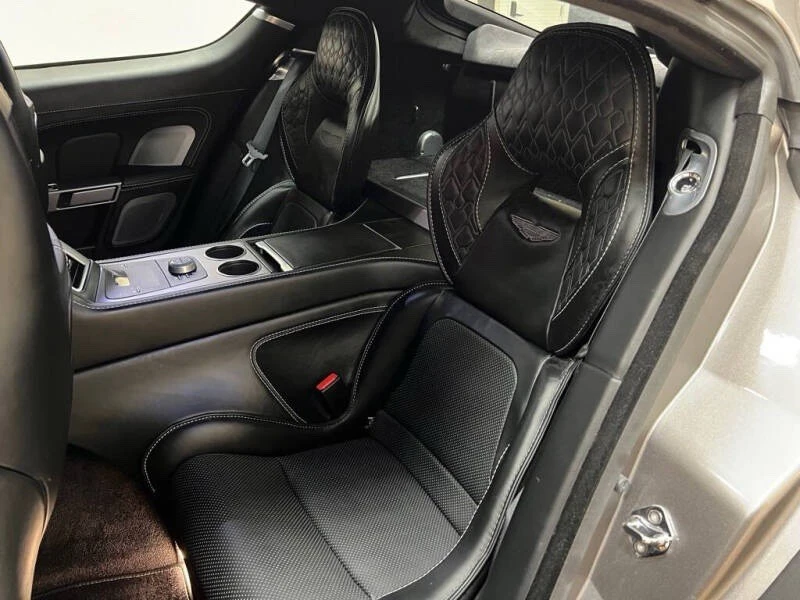 2015 Aston Martin Rapide - Image 14 of 17