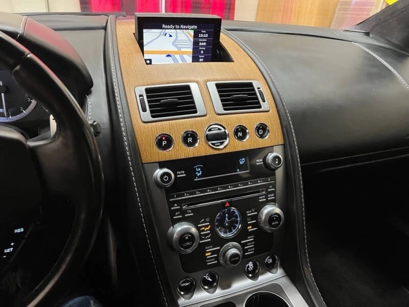 2015 Aston Martin Rapide - Image 11 of 17