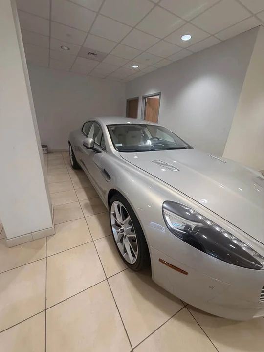 2015 Aston Martin Rapide - Image 2 of 9