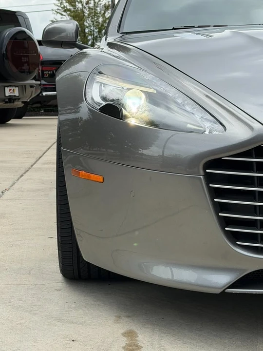 2015 Aston Martin Rapide - Image 11 of 18