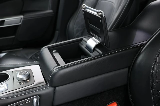 2015 Aston Martin Rapide - Image 20 of 31