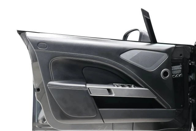 2015 Aston Martin Rapide - Image 11 of 31