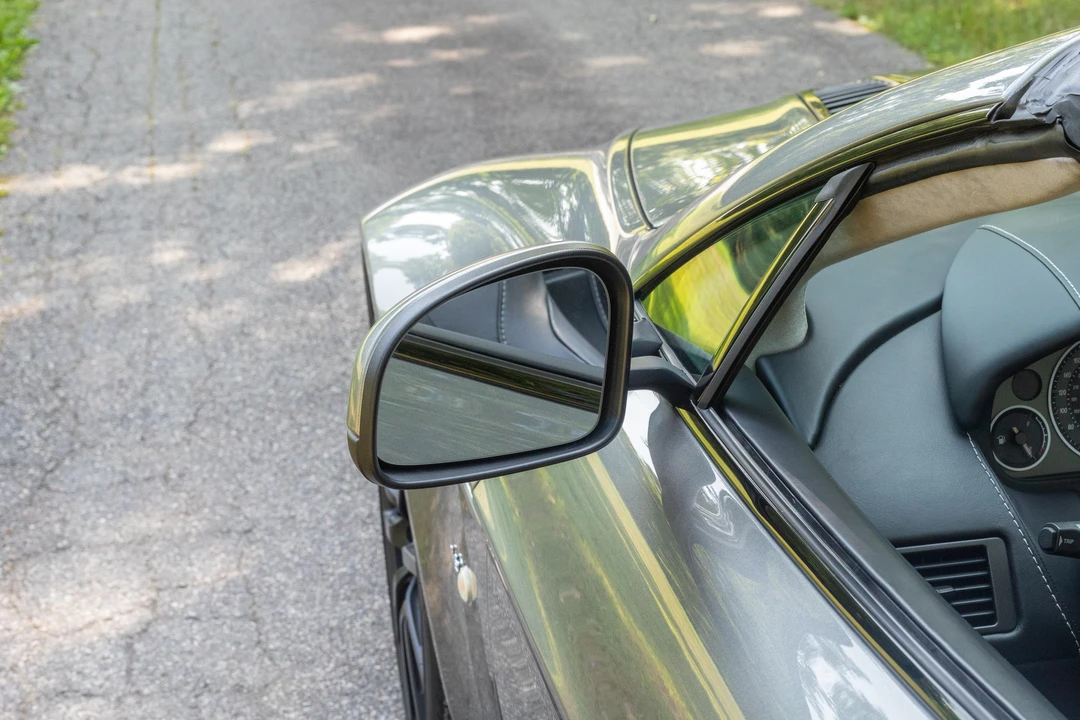 2015 Aston Martin Vantage - Image 22 of 31