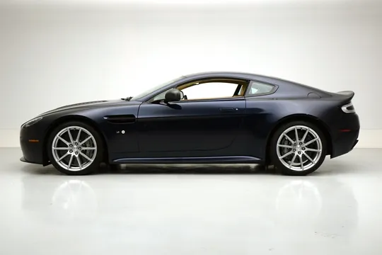 2015 Aston Martin V12 Vantage (2010-2018) - Image 2 of 31