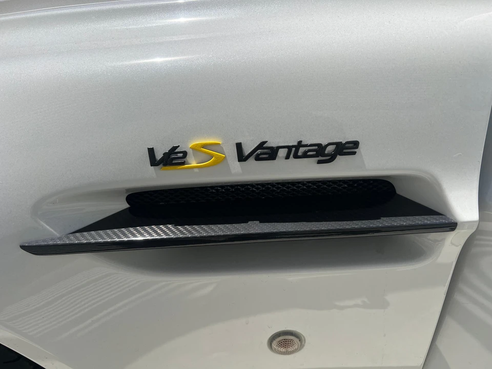 2015 Aston Martin V12 Vantage (2010-2018) - Image 17 of 18