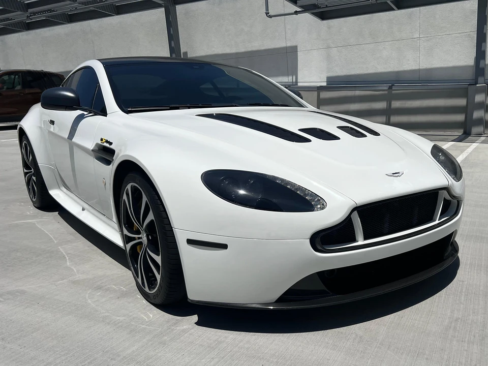 2015 Aston Martin V12 Vantage (2010-2018) - Image 15 of 18