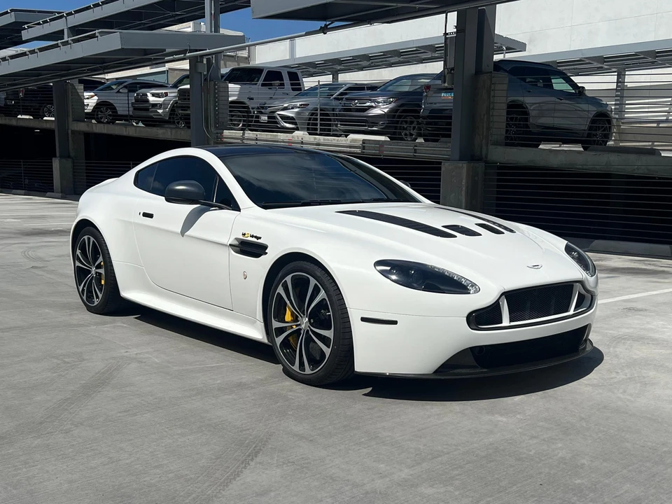 2015 Aston Martin V12 Vantage (2010-2018) - Image 14 of 18