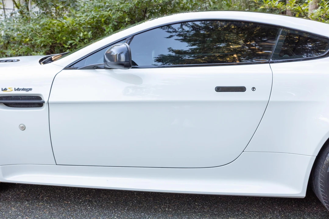 2015 Aston Martin V12 Vantage (2010-2018) - Image 16 of 31
