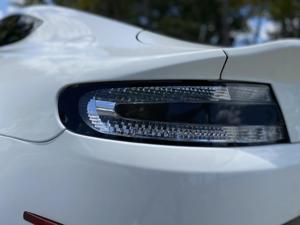 2015 Aston Martin V12 Vantage (2010-2018) - Image 22 of 31