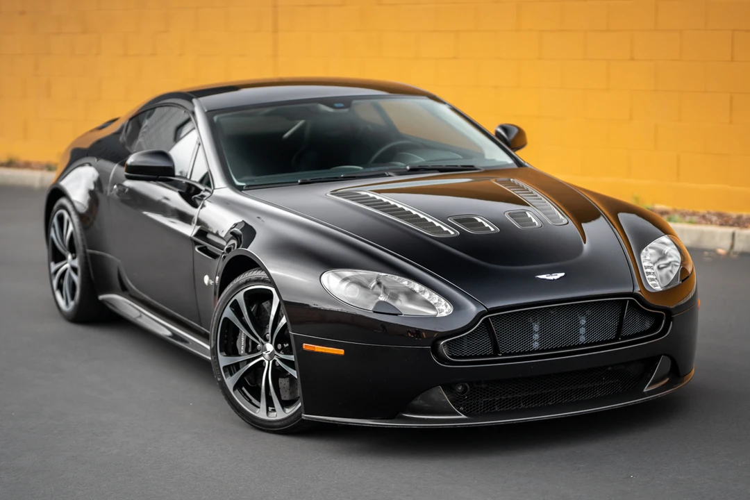 2015 Aston Martin V12 Vantage (2010-2018) - Image 8 of 31