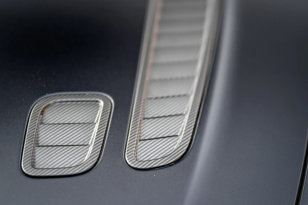 2015 Aston Martin V12 Vantage (2010-2018) - Image 27 of 31