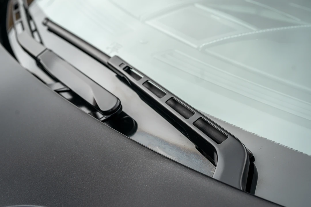 2015 Aston Martin V12 Vantage (2010-2018) - Image 29 of 31
