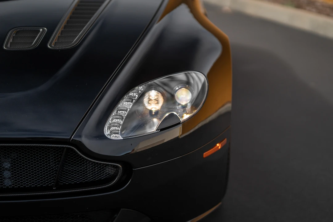 2015 Aston Martin V12 Vantage (2010-2018) - Image 21 of 31